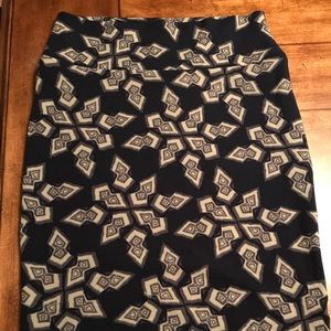 Lularoe Cassie Size S
